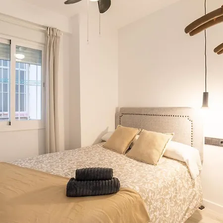 Nuevo Estacion Playa 3 Dorm Ac Malaga